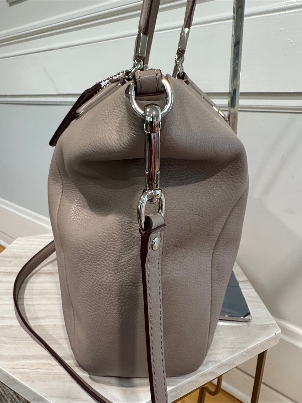 COACH Bag Kelsey Large Taupe Pebbled Leather Satchel Crossbody EUC - Picture 6 of 17